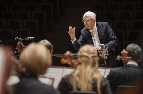 Dirigent in glasbeniki; Gewandhaus orkester Leipzig