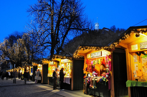 Stojnice v času decembrskih praznikov.