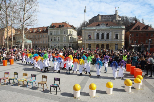 Pustni karneval na Kongresnem trgu.