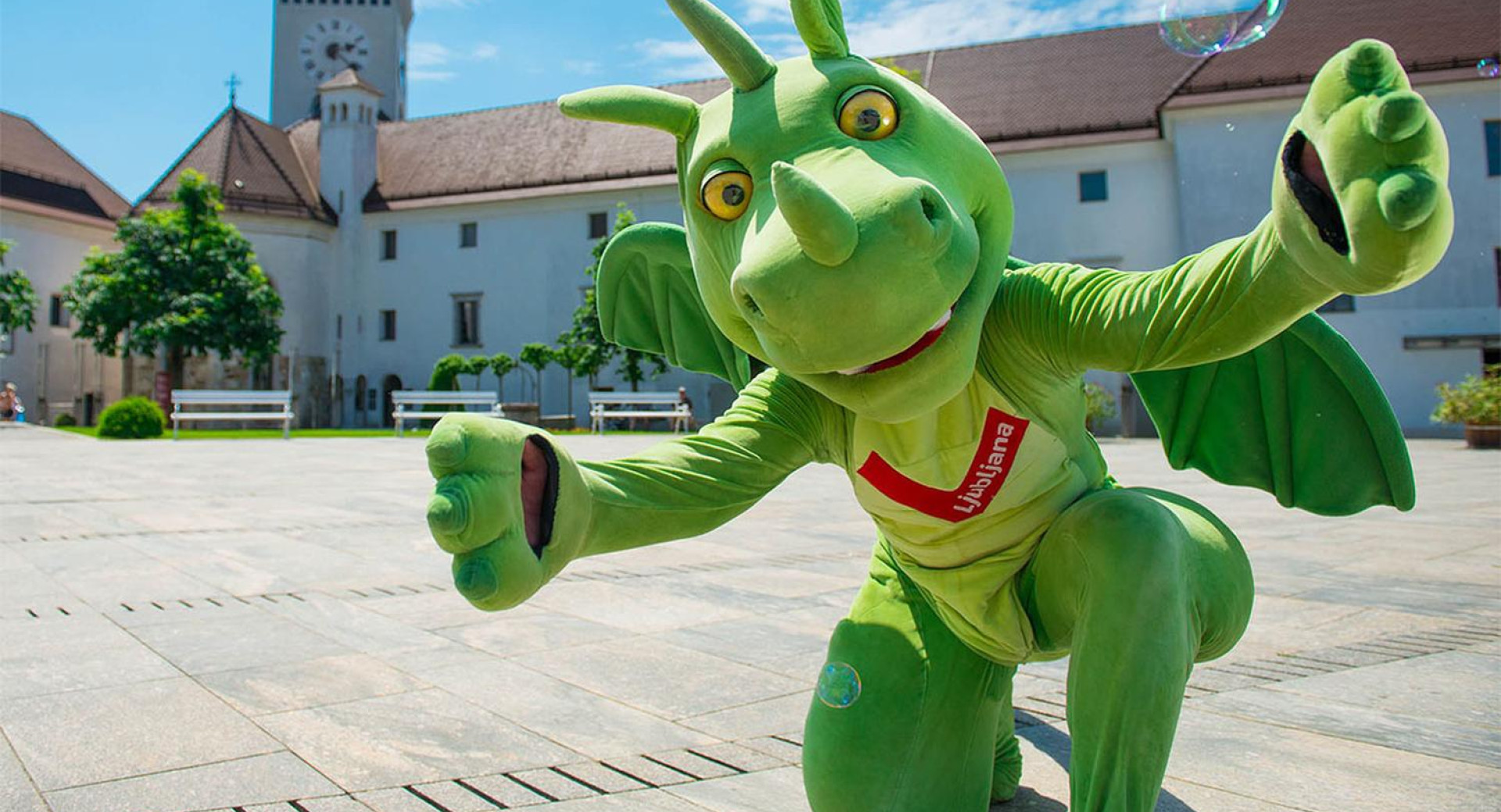 Maskota ljubljanskega zmajčka Ljuba na Ljubljanskem gradu