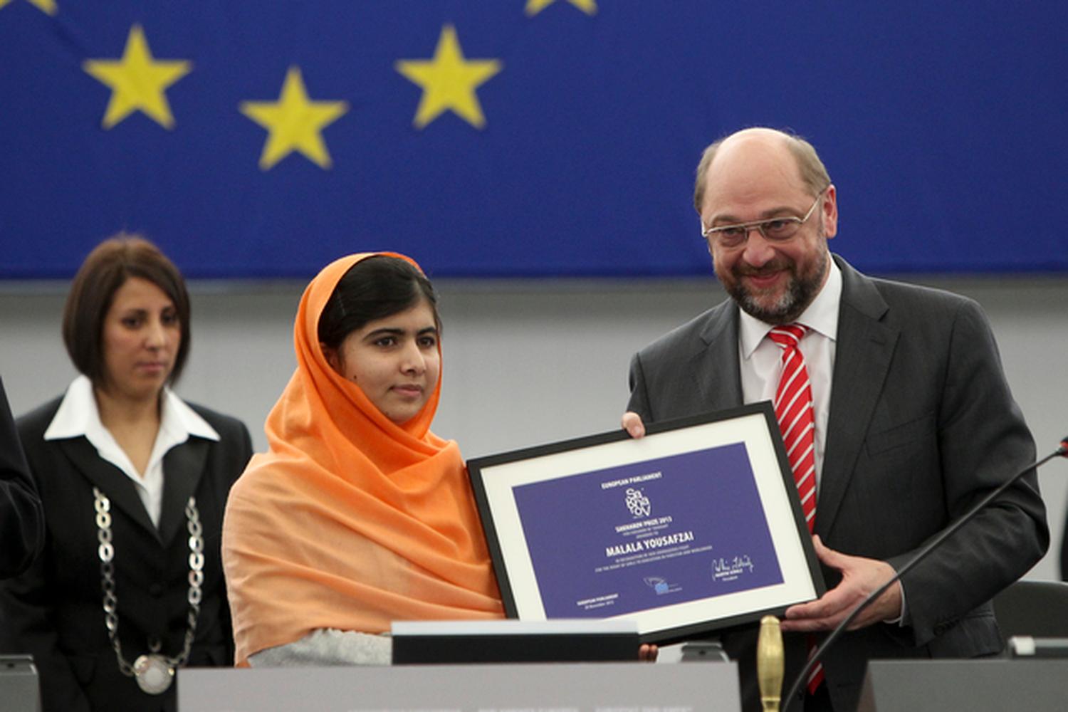 Razstava o nagradi Saharova – človekove pravice v osrčju Evrope na Krakovskem nasipu v Ljubljani; na fotografiji Malala Jusafzaj