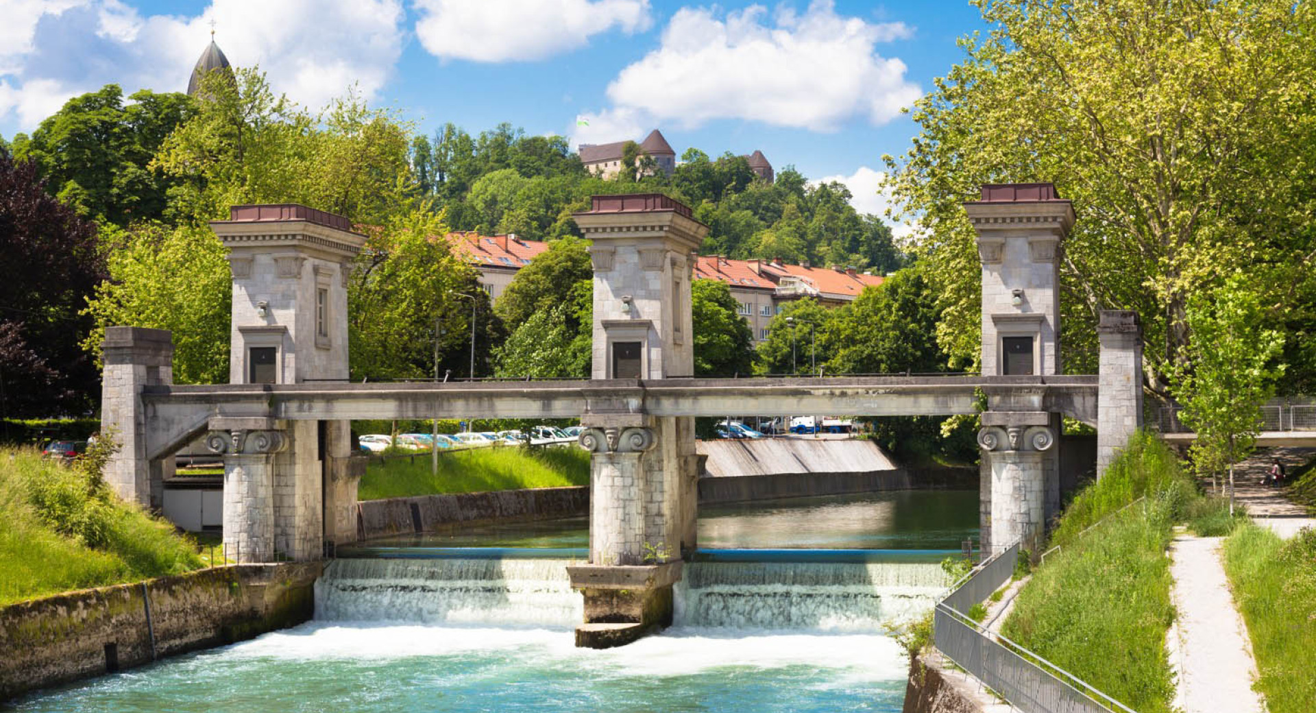 Plečnikova zapornica na Ljubljanici