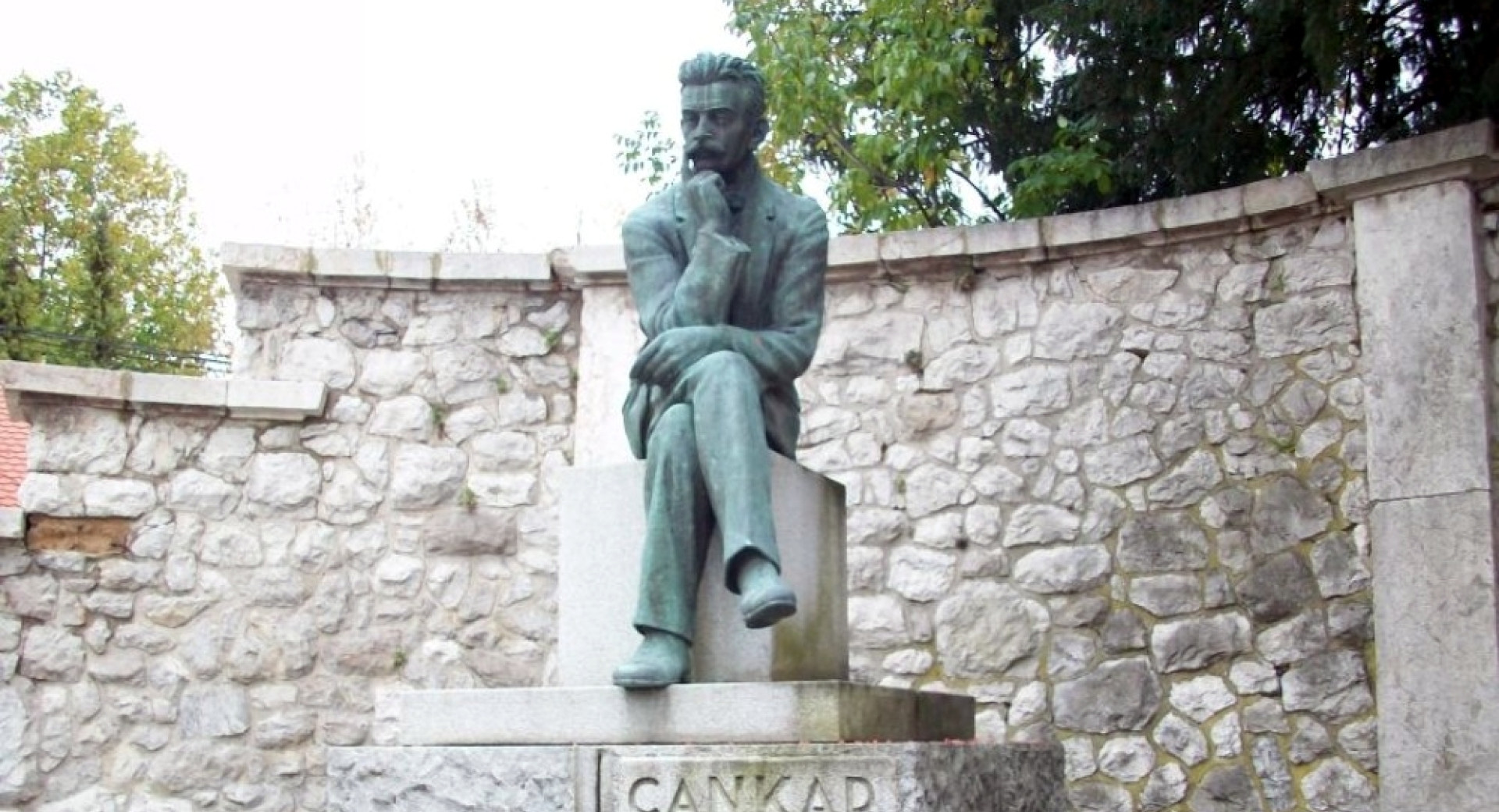 Kip Ivana Cankarja na Vrhniki