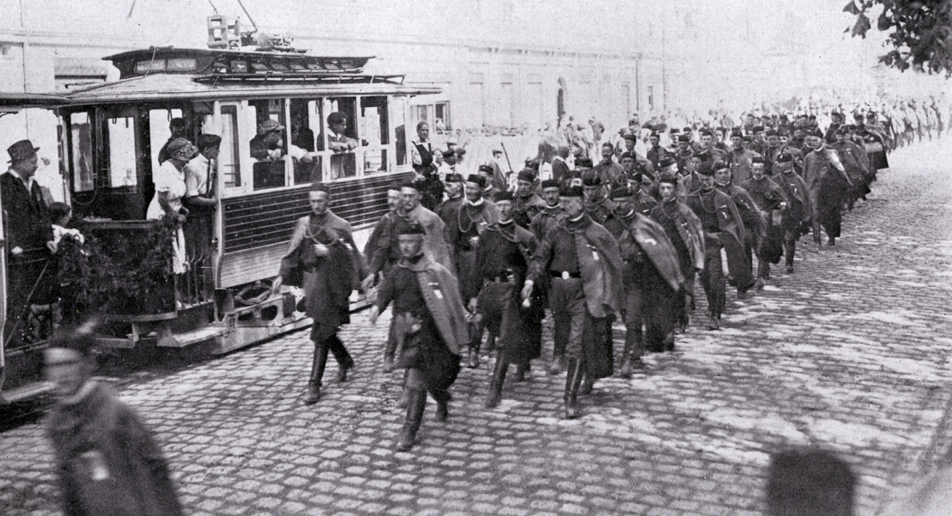 Prva »olimpijada« jugoslovanskega sokolstva v Ljubljani leta 1922