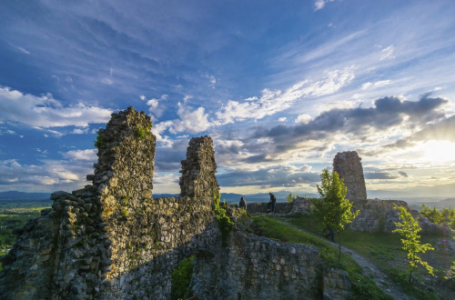 Ostaline Starega gradu nad Kamnikom