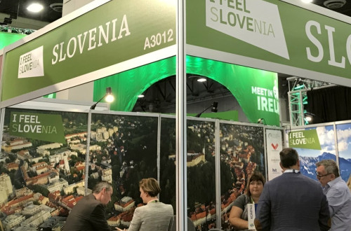 Stojnica Slovenije in Turizma Ljubljana na sejmu.