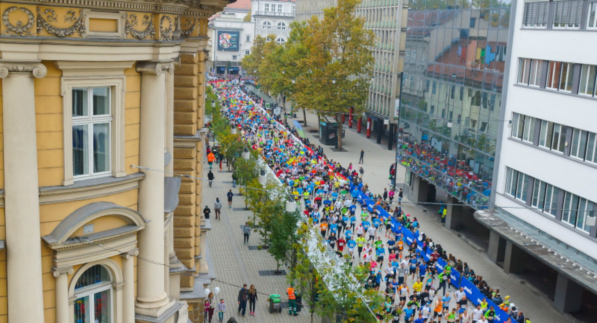 Maraton na ulicah v Ljubljani.