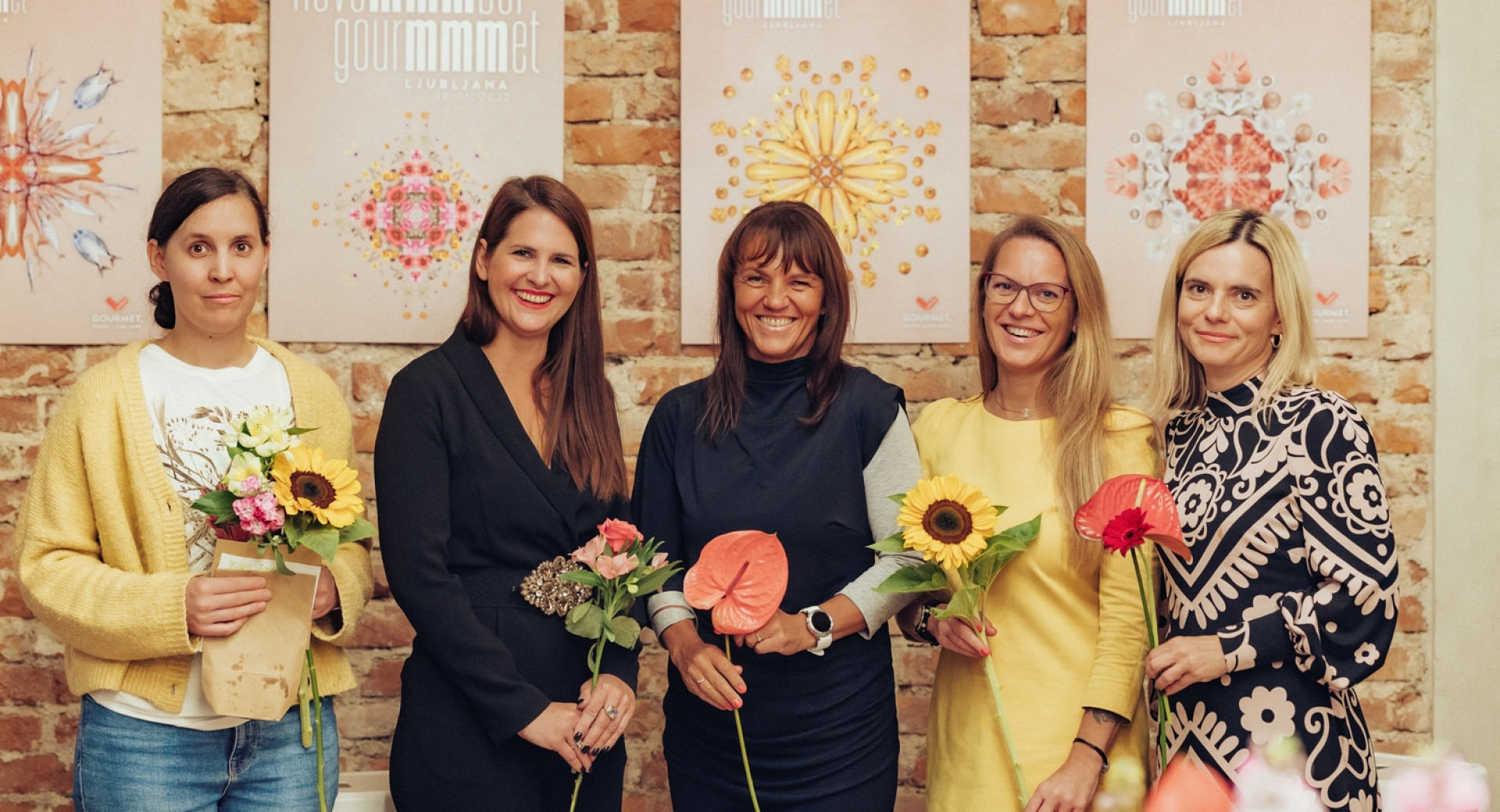 Na fotografiji Z leve proti desni: Nataša Đurić, Nina Bratovž, mag. Petra Stušek, Katarina Marinović in Valentina Smej Novak.