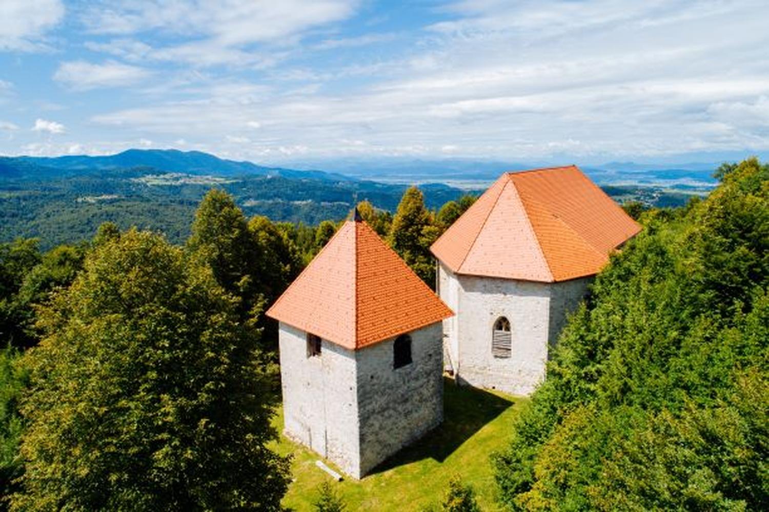Cerkev sv. Ahaca