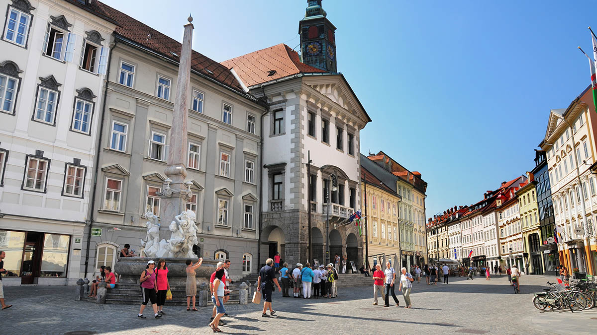 Passeggiata Nel Centro Storico Di Lubiana Visit Ljubljana