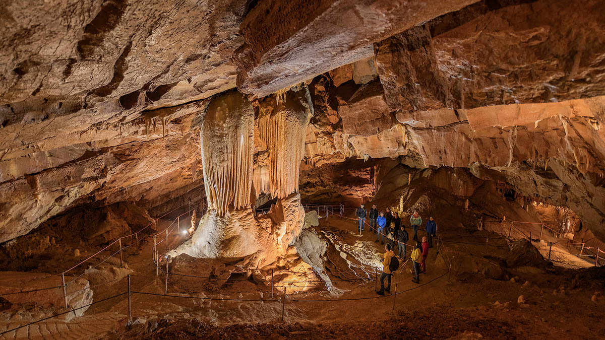 Županova jama Cave