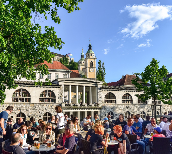 Petkovskovo nabrezje ljudje 2019 Andrej Tarfila