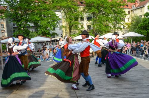 folklore dance dunja wedam