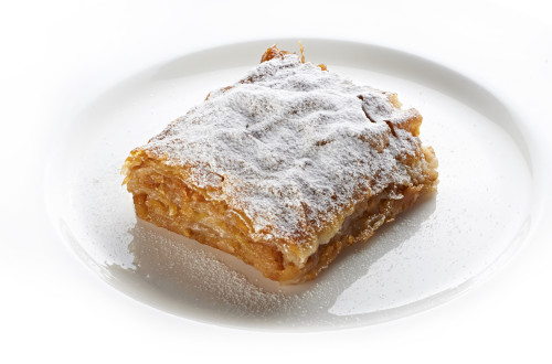 taste ljubljana apple strudel tomo jesenicnik