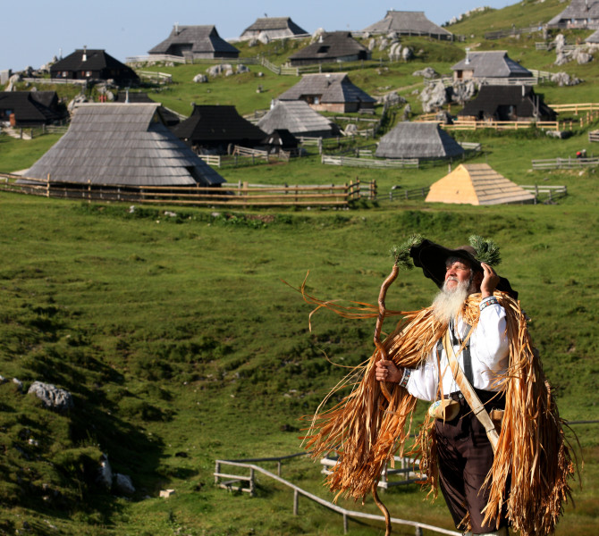 velika planina pasture ales fevzer