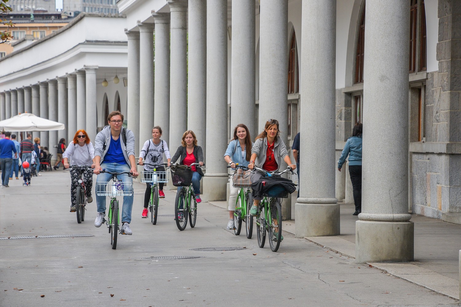 S kolesom po Ljubljani D. Wedam