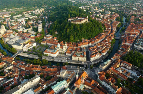 Novo ljubljansko turistično strategijo potrdil tudi Mestni svet MOL