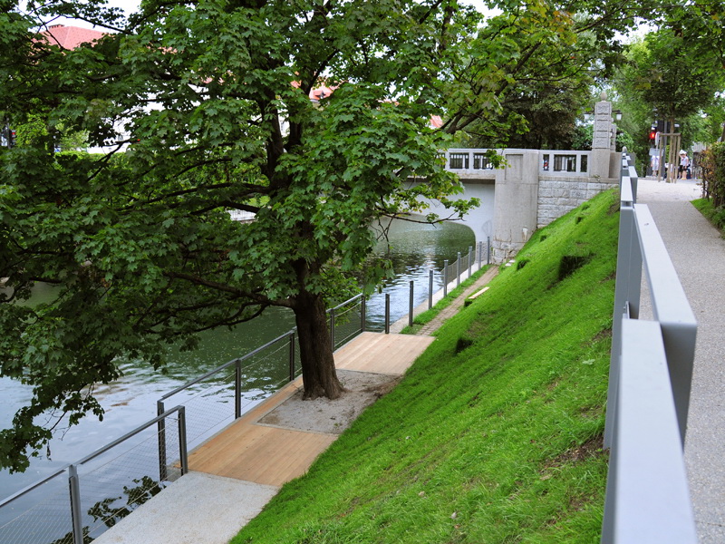 Z zaključkom druge faze Grudnovega nabrežja Ljubljana pridobila prijetno sprehajalno pot