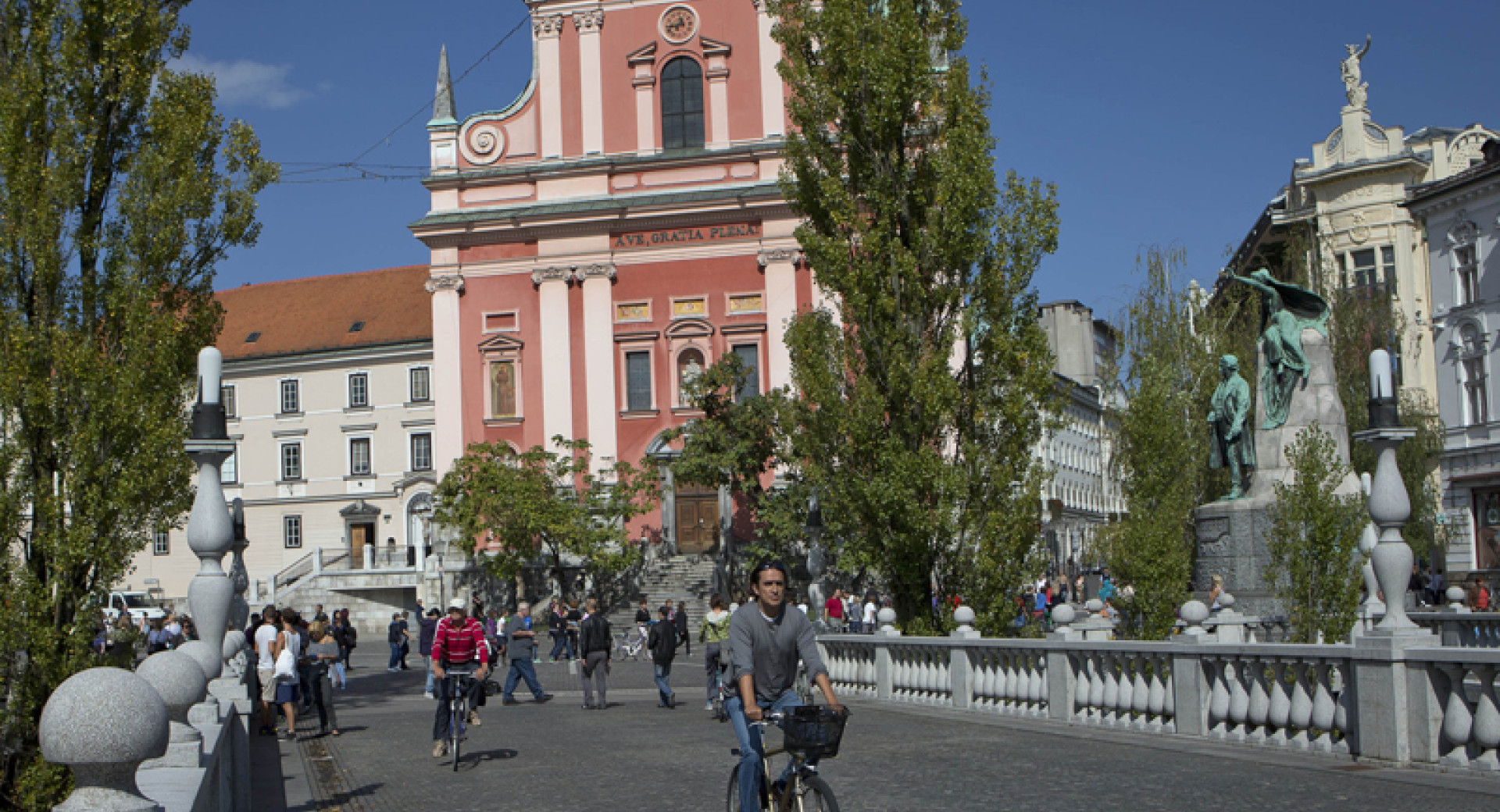 Izbor iz tujih medijev – Ljubljana kot biser zunaj evropskega dosega radarjev