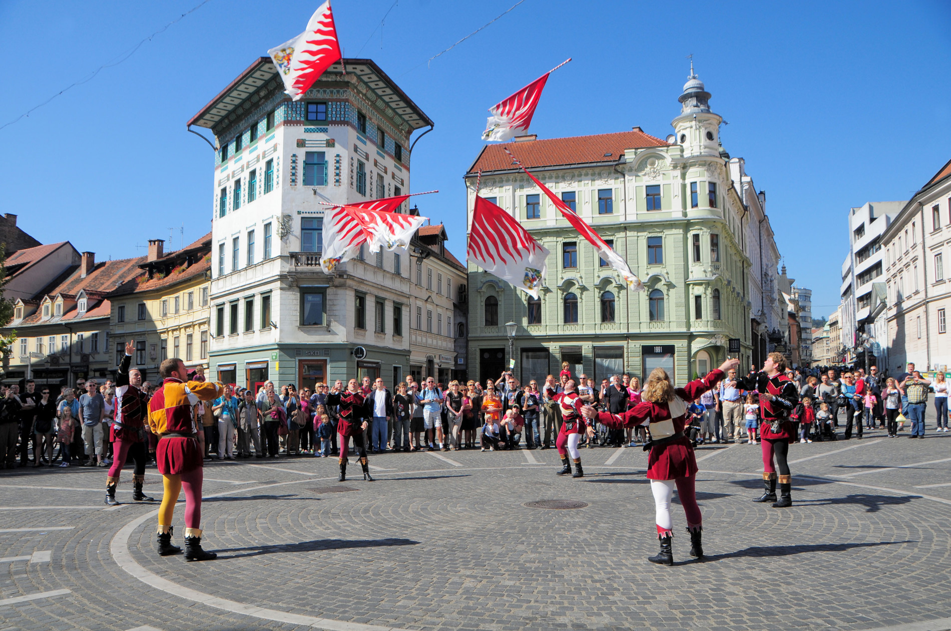 Odprta razpisa za sofinanciranje turističnih prireditev in dejavnosti turističnih društev