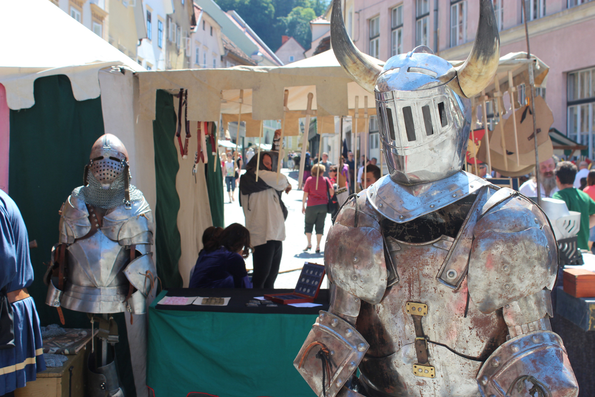 Kaj bi želeli z ljubljanskega menija poletnega festivalskega, glasbenega pa tudi kulinaričnega dogajanja?