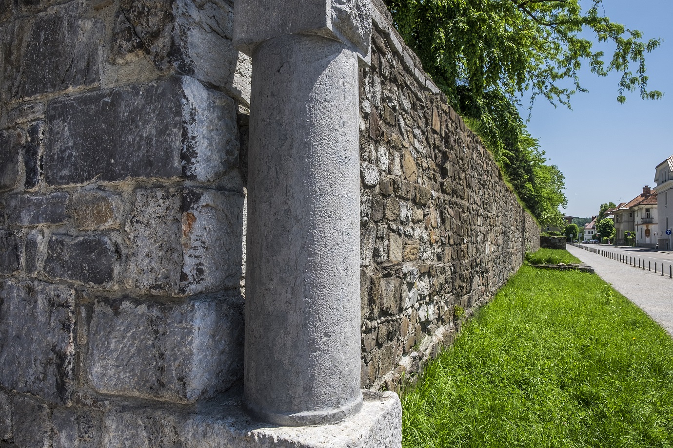 1380px Rimski zid Mirje 06 Foto Andrej Peunik