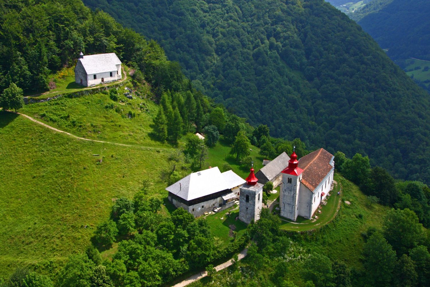 sv primoz nad kamnikom foto visit kamnik