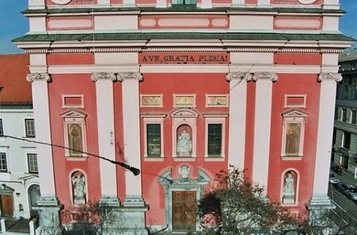 franciskanska-cerkev-3.jpg