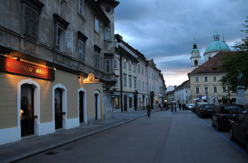vodnikov-hram1.jpg