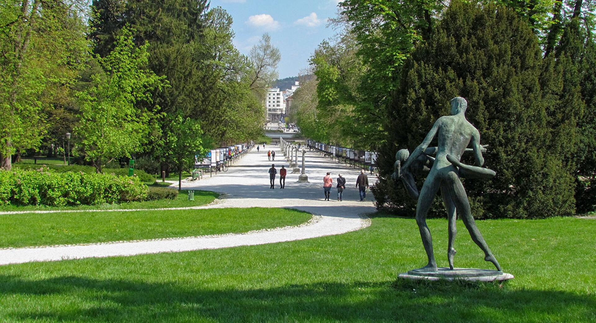 naslovna