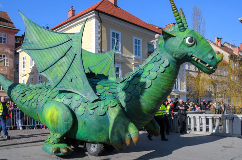 Zmajev karneval Pust 2016 Dunja Wedam