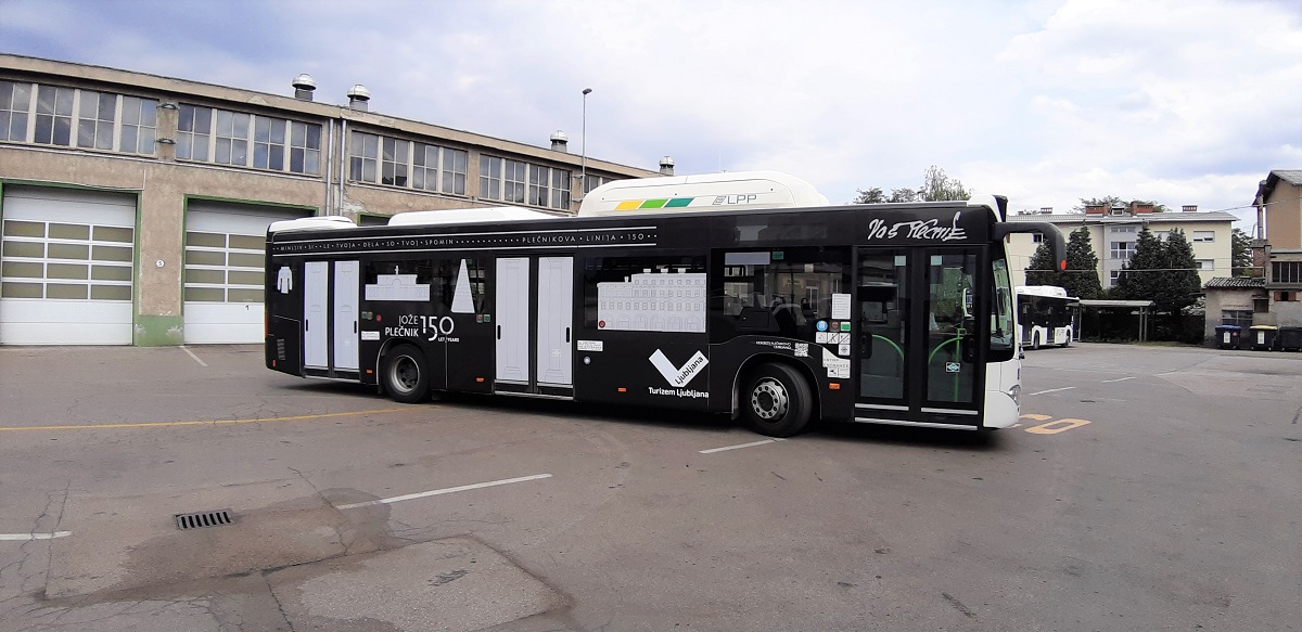 Plečnikov avtobus - avtobusna linija št. 2