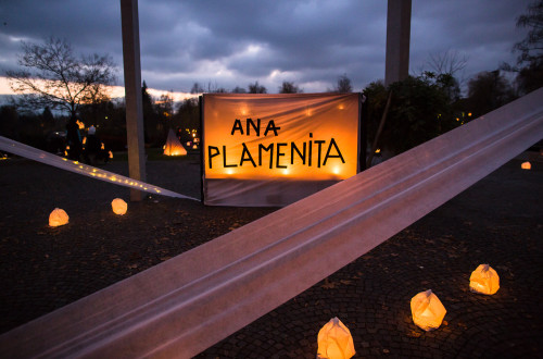 Ana Plamenita 2023_napis_foto Luka Dakskobler