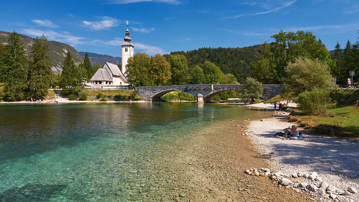 Bohinjsko jezero Iztok Medja2