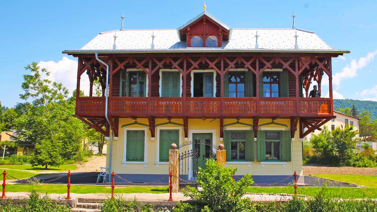 Russian Dacha & Visit Ljubljana