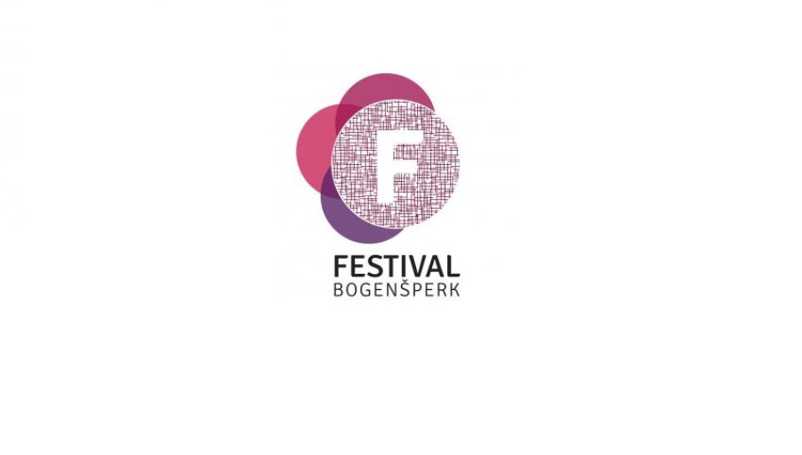 Roza-vijoličen znak Festivala Bogenšperk.