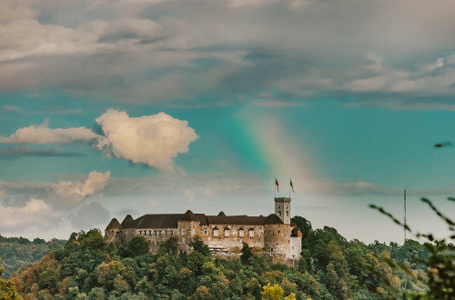 Ljubljanski grad mavrica 1 