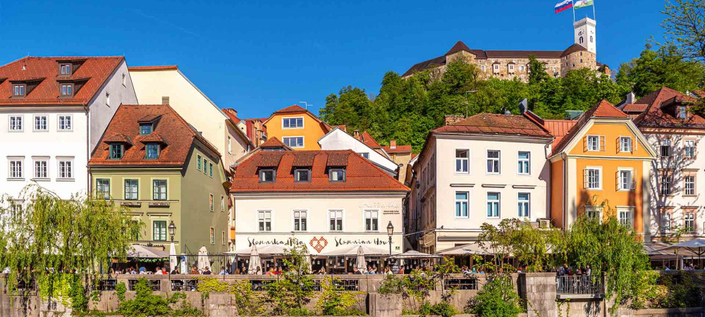 Ljubljanski grad nabrezja 2019 Andrej Tarfila STO