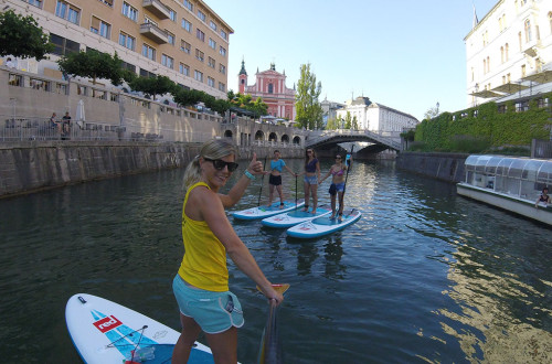 Štiri superke na Ljubljanici. 