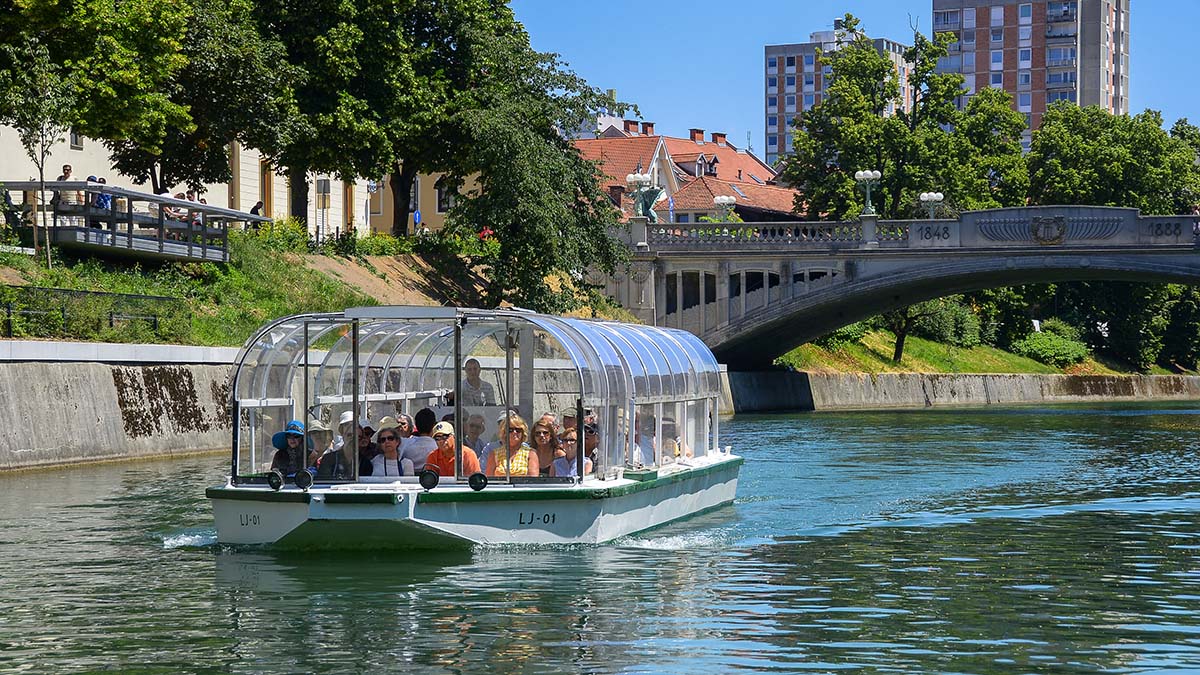 boat cruise ljubljana