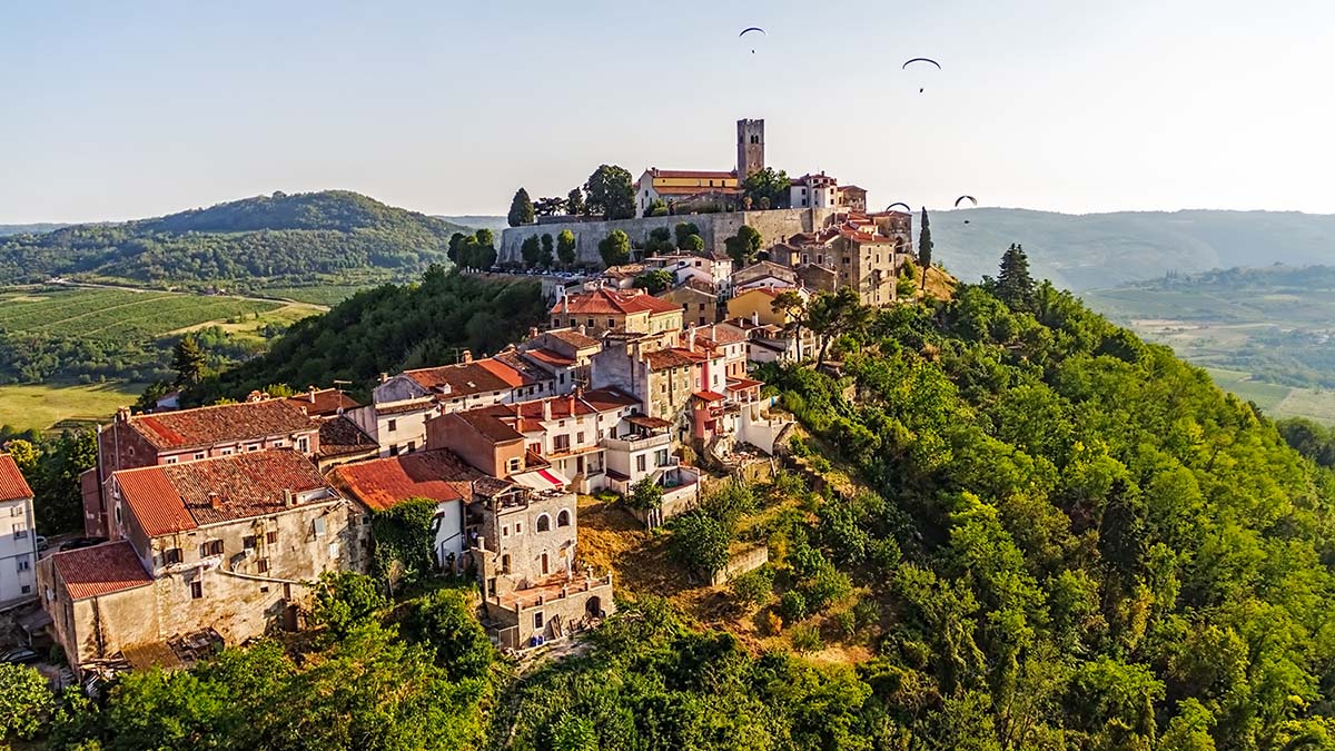 Panorama Grožnjana.