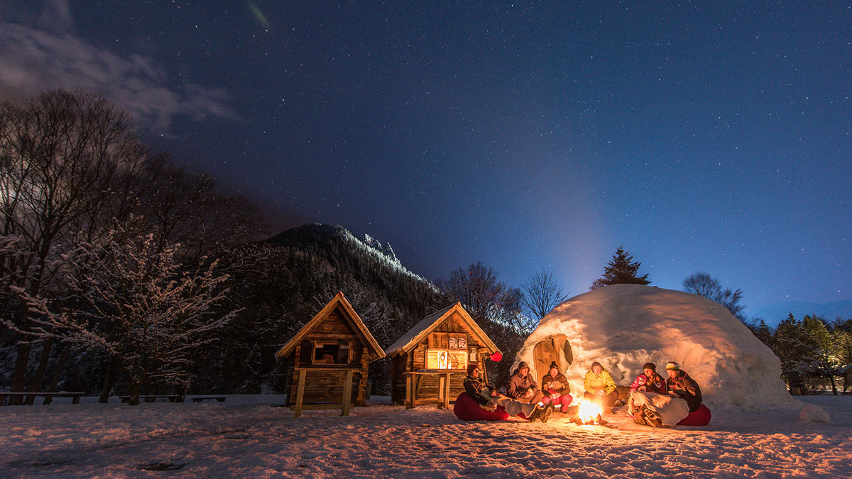 igloo village iztok medja