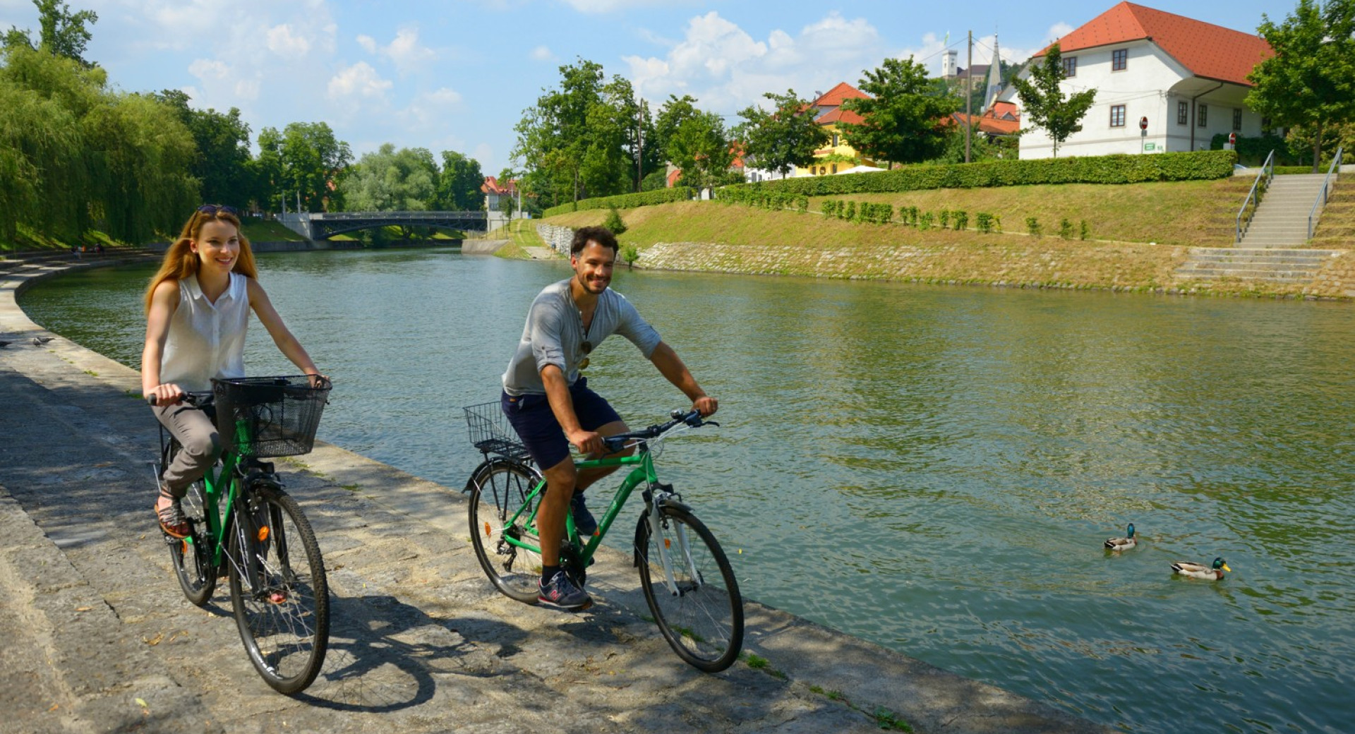 kolesarski ogled Ljubljane ob Ljubljanici 2016 Mankica Kranjec Nea Culpa