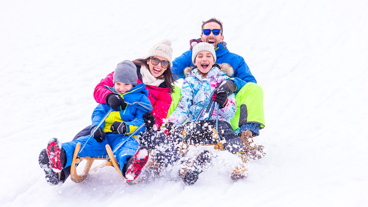 sledding iztok medja
