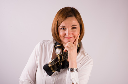 Portret Vesne Žabkar, redne profesorice na Ekonomski fakulteti, organizatorke konference ICORIA 2015.